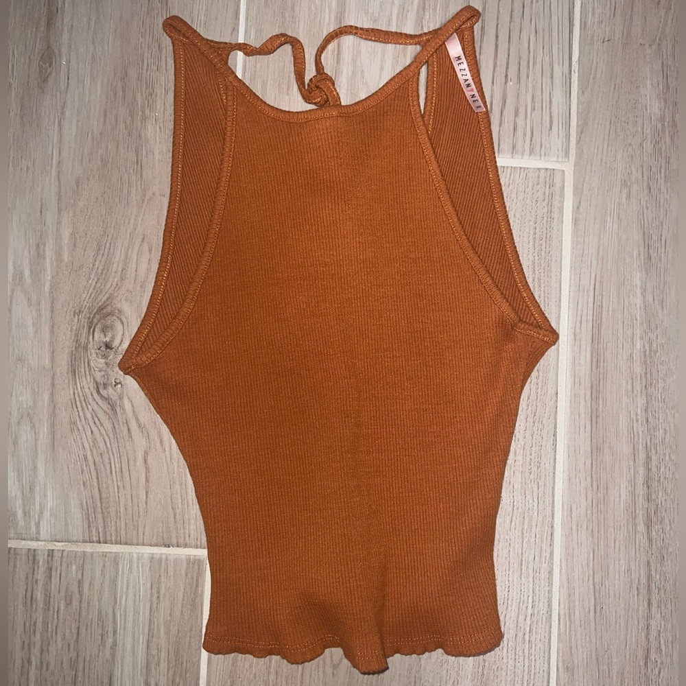 Halter Top, Mezzanine